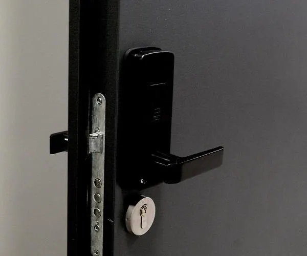 アパート Lofty Na Gdanskiej コシチェジナ